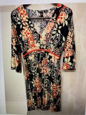 Lucky Brand Black Floral V-Neck Midi Dress with Coral and Cream Accents Size M